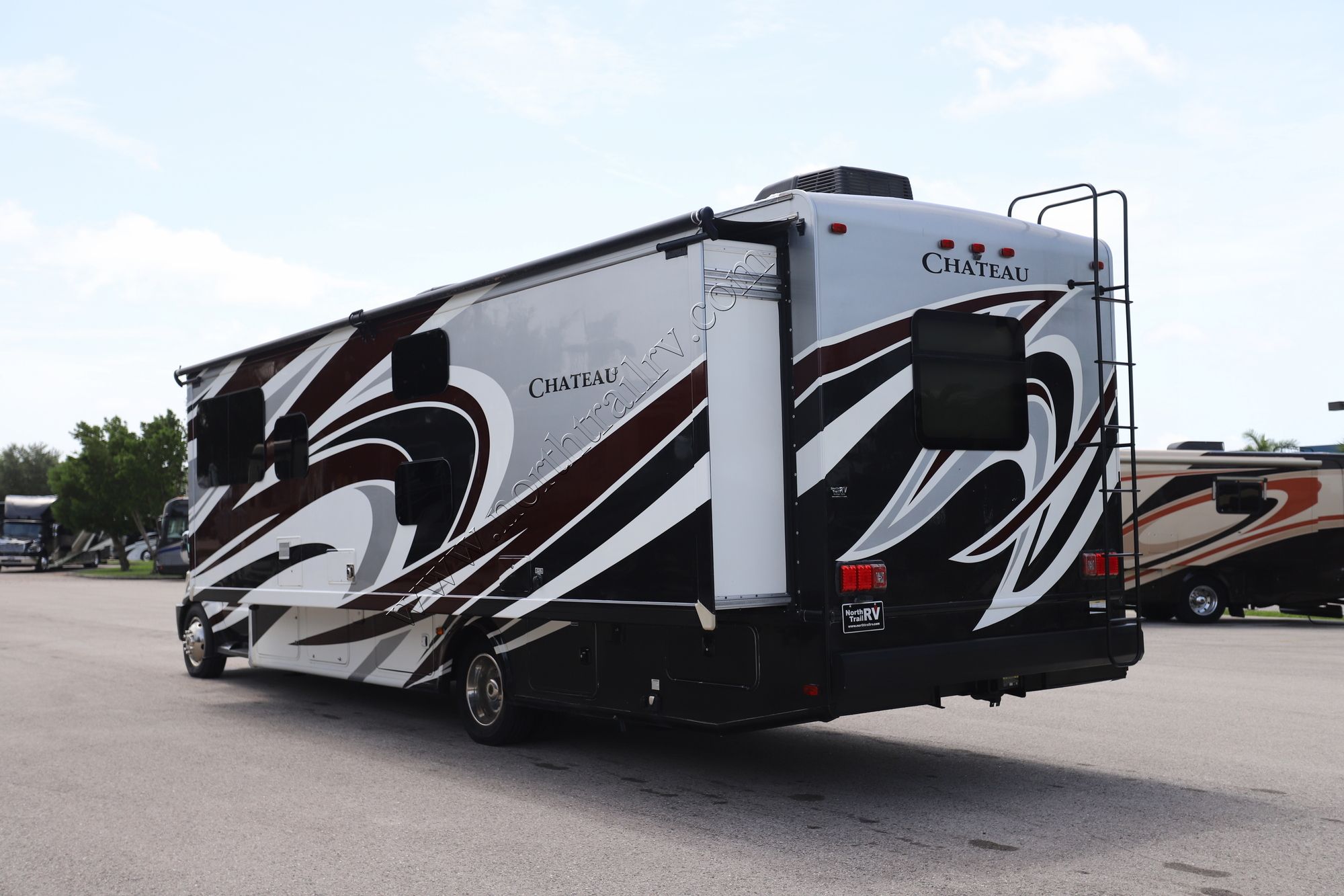 Used 2016 Thor Chateau 35SB Super C  For Sale