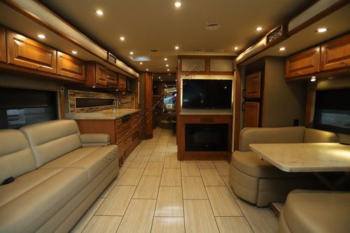 2019 Tiffin Motor Homes Breeze 33BR