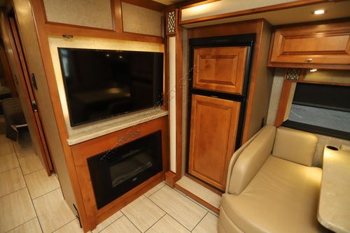 2019 Tiffin Motor Homes Breeze 33BR