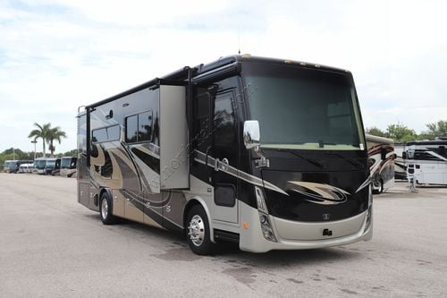 2019 Tiffin Motor Homes Breeze 33BR