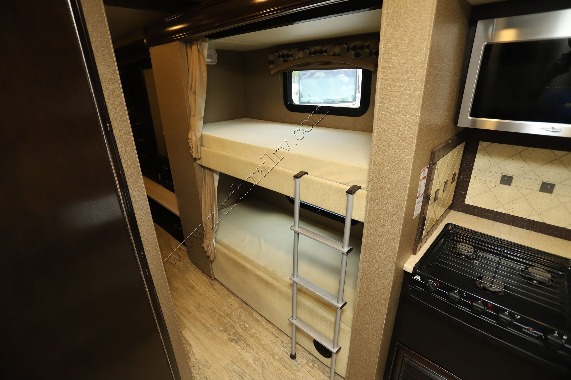 Used 2016 Thor Chateau 35SB Super C  For Sale