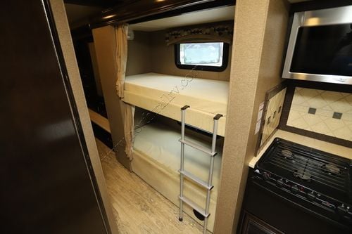 2016 Thor Chateau 35SB