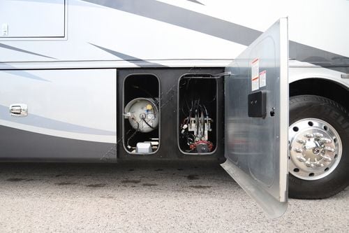 2018 Tiffin Motor Homes Phaeton 40IH