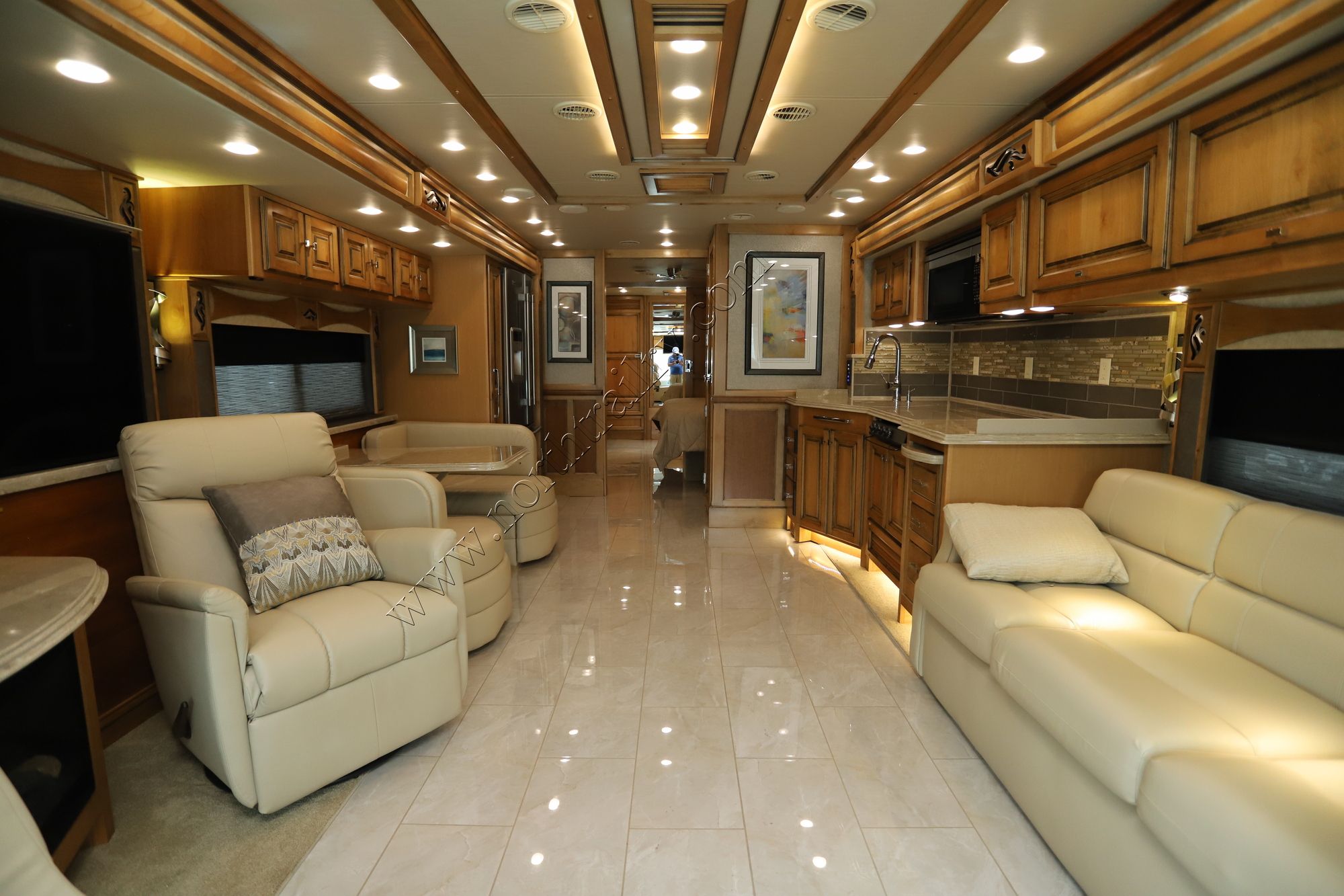 Used 2018 Tiffin Motor Homes Phaeton 40IH Class A  For Sale