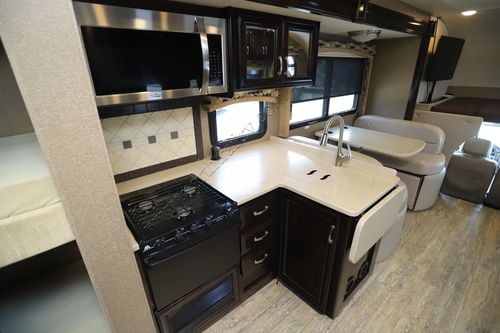 2016 Thor Chateau 35SB