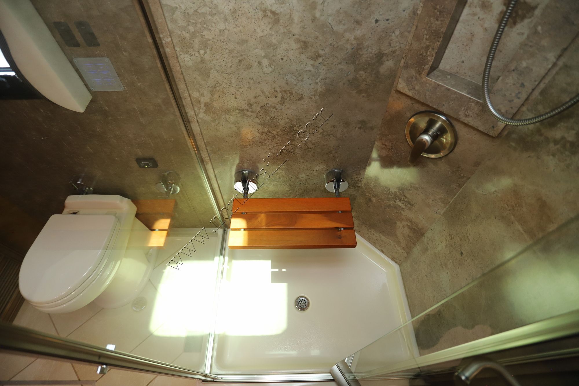 Used 2014 Newmar Dutch Star 4369 Class A  For Sale