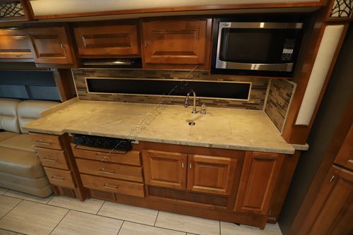 2019 Tiffin Motor Homes Breeze 33BR