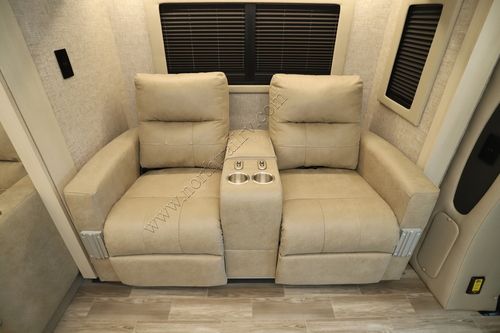 2026 Tiffin Motor Homes Wayfarer 25XRW