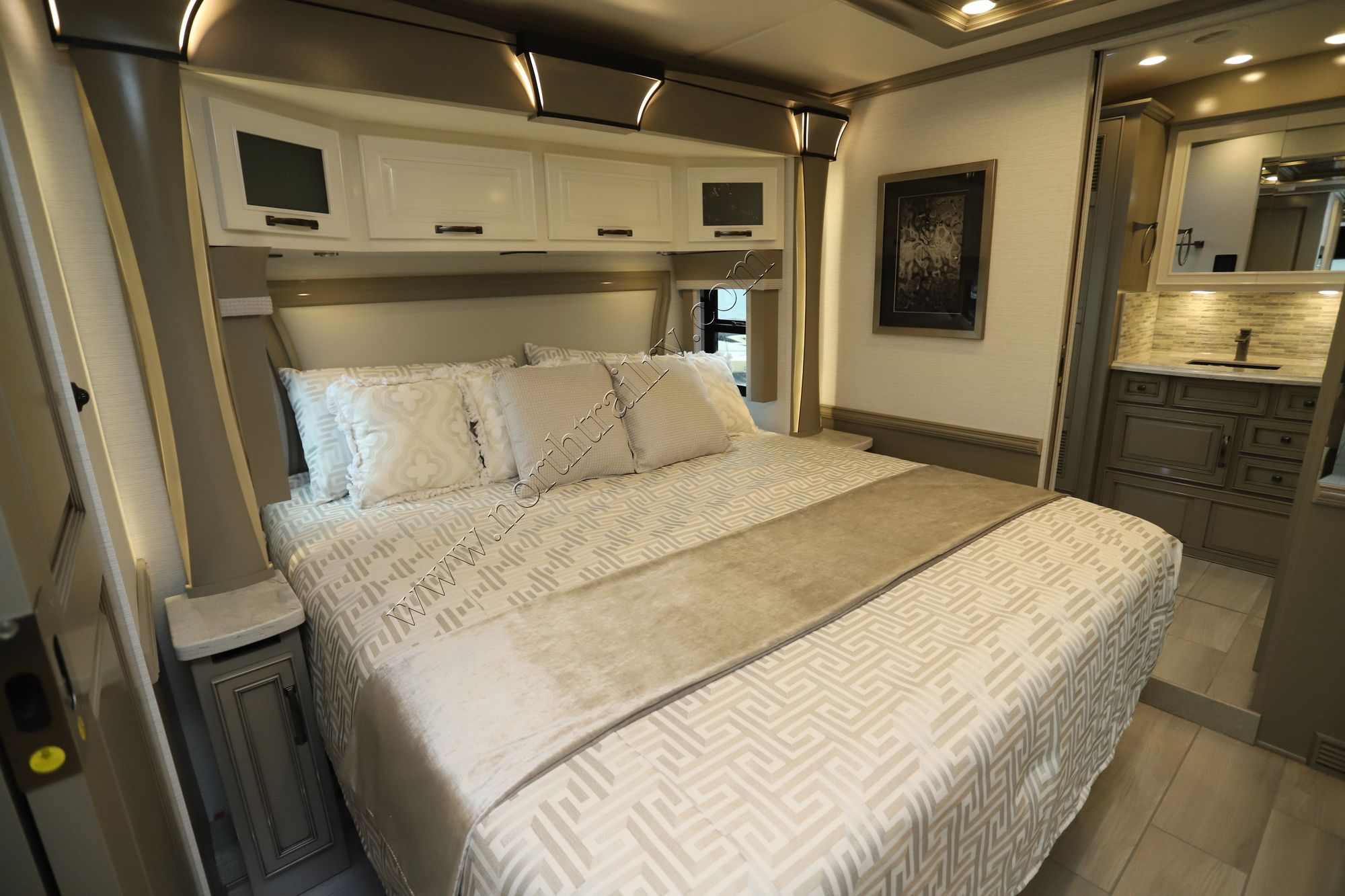 New 2026 Newmar Dutch Star 4340 Class A  For Sale