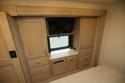 2026 Renegade Rv Verona 40VBH