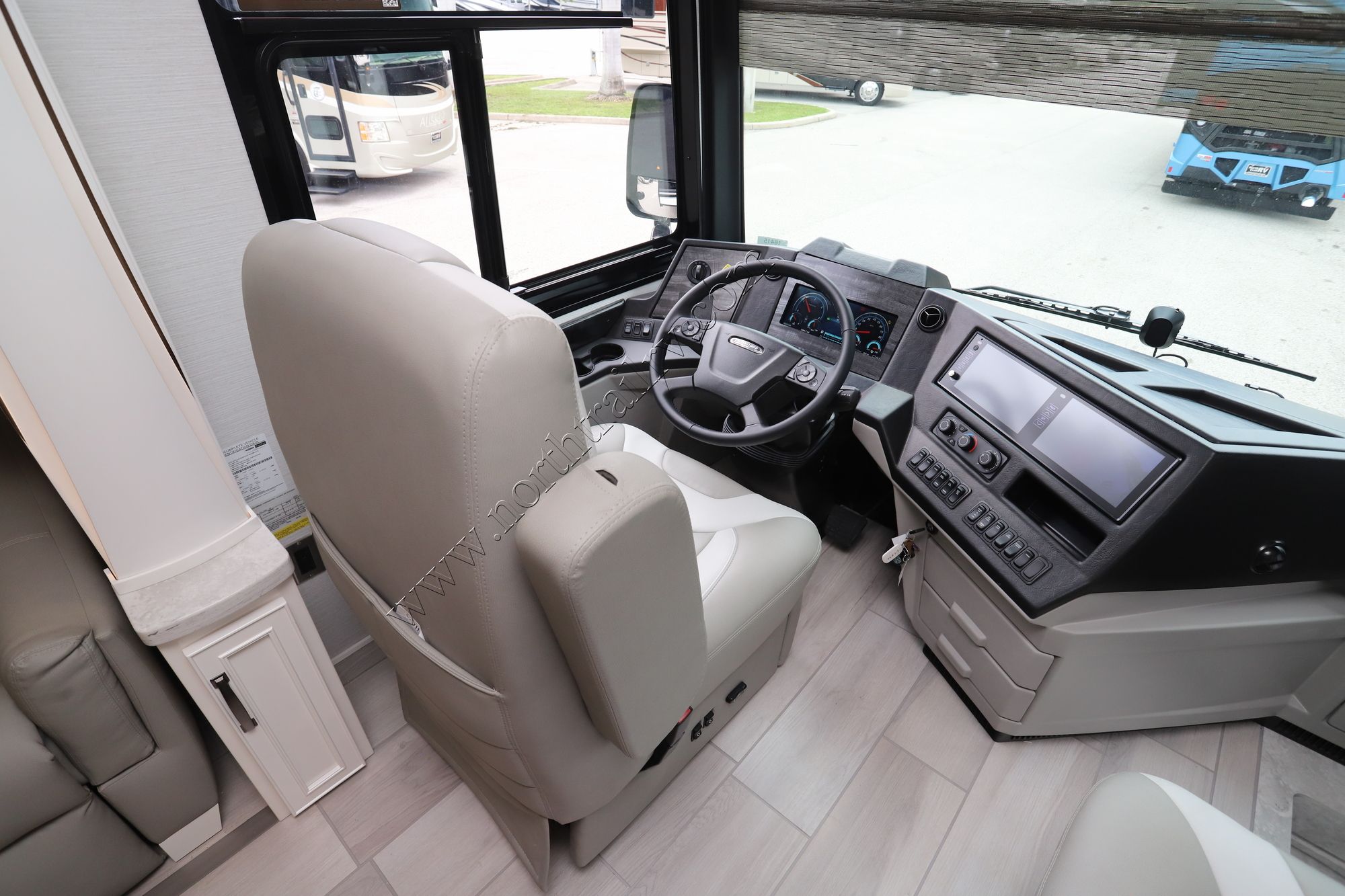 New 2026 Newmar Dutch Star 3836 Class A  For Sale