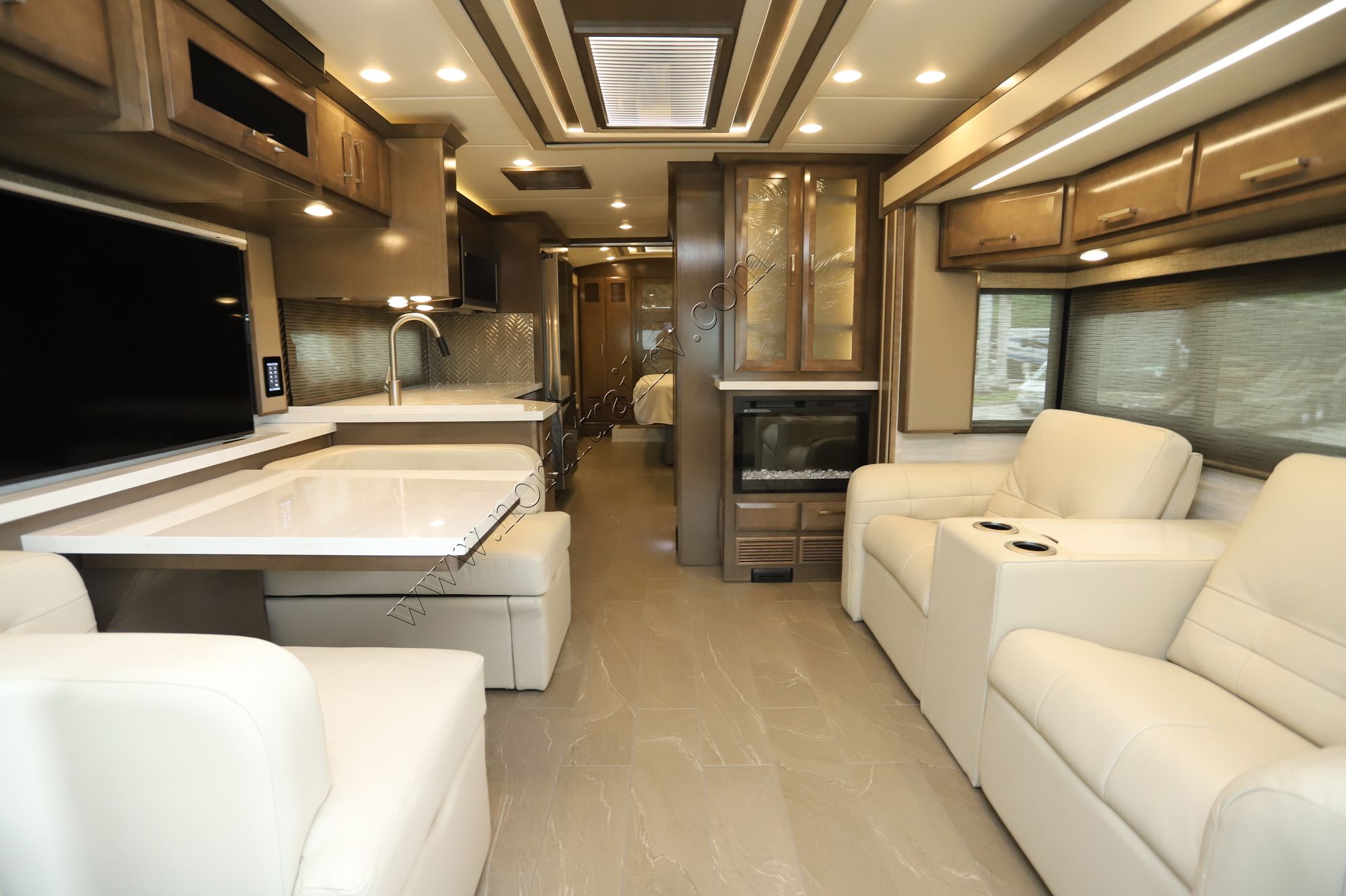 New 2026 Newmar New Aire 3543 Class A  For Sale