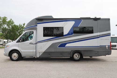 2026 Tiffin Motor Homes Wayfarer 25XRW