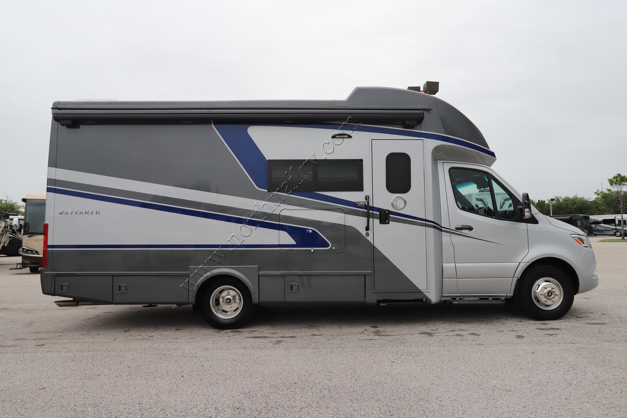 New 2026 Tiffin Motor Homes Wayfarer 25XRW Class C  For Sale