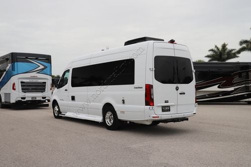 2023 Coachmen Galleria 24FL