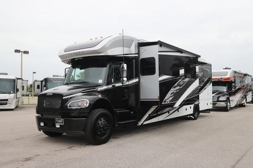 2026 Renegade Rv Verona 40VBH