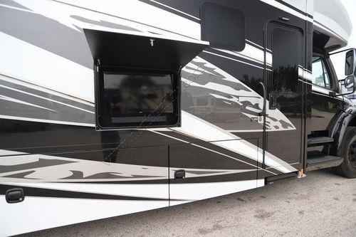 2026 Renegade Rv Verona 40VBH