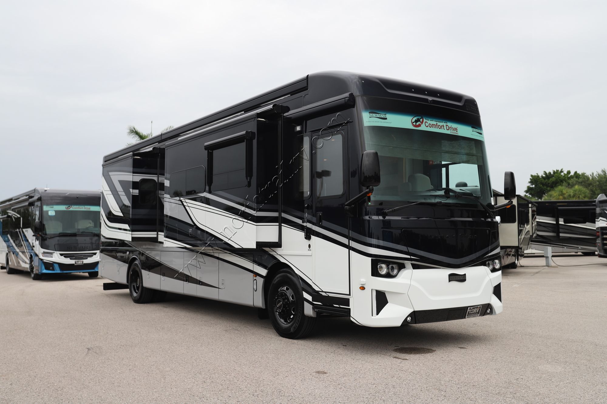 New 2026 Newmar Dutch Star 3836 Class A  For Sale