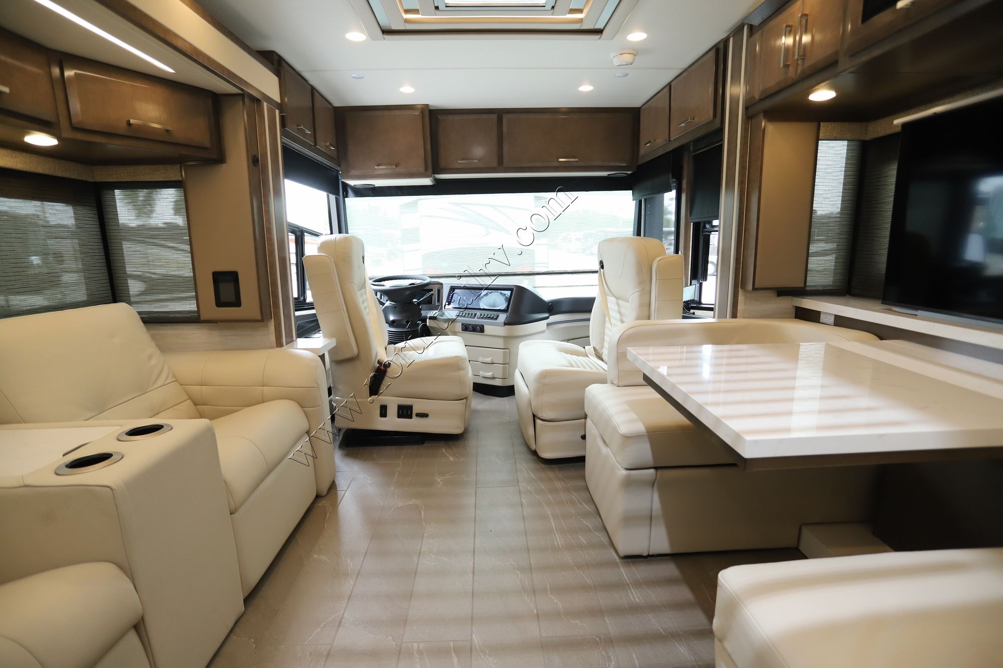 New 2026 Newmar New Aire 3543 Class A  For Sale