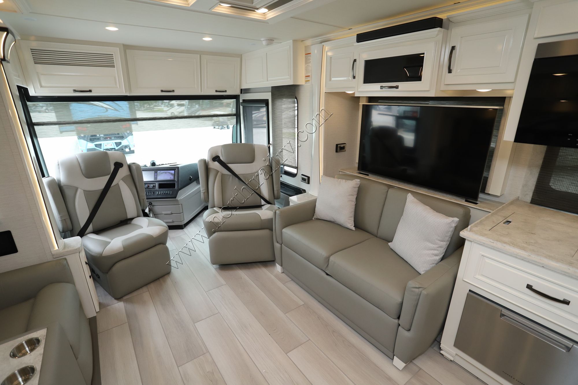 New 2026 Newmar Dutch Star 3836 Class A  For Sale