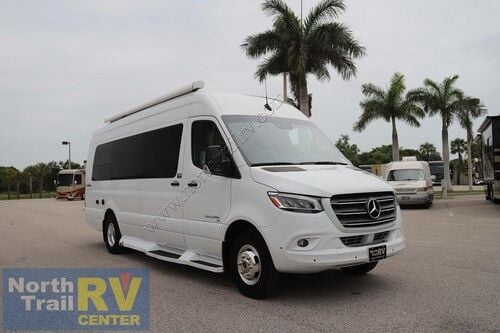 2023 Coachmen Galleria 24FL