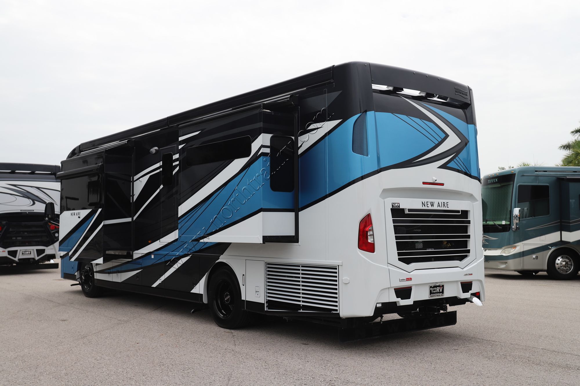 New 2026 Newmar New Aire 3543 Class A  For Sale