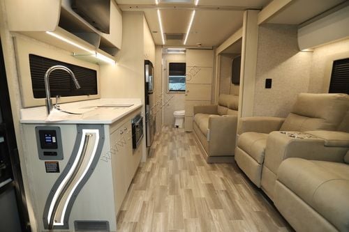2026 Tiffin Motor Homes Wayfarer 25XRW