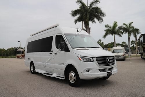2023 Coachmen Galleria 24FL