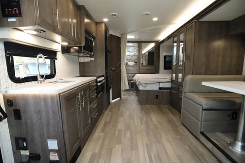 2025 Entegra Odyssey 24B
