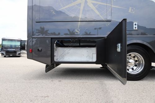 2024 Dynamax Europa 32KD