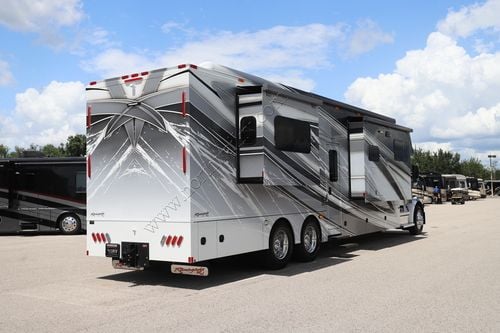 2026 Renegade Rv Classic 45CMR