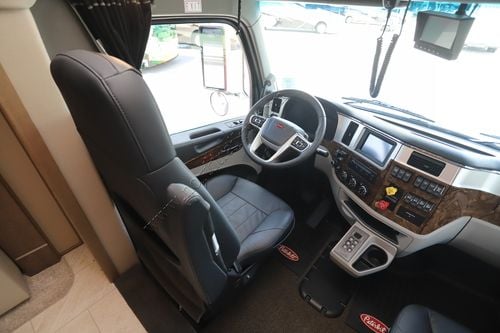 2026 Renegade Rv Classic 45CMR