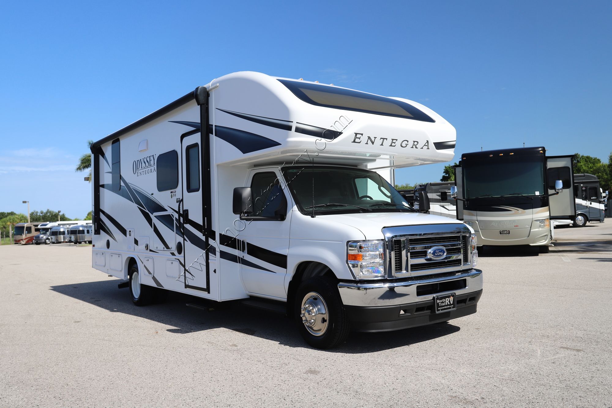Used 2025 Entegra Odyssey 24B Class C  For Sale