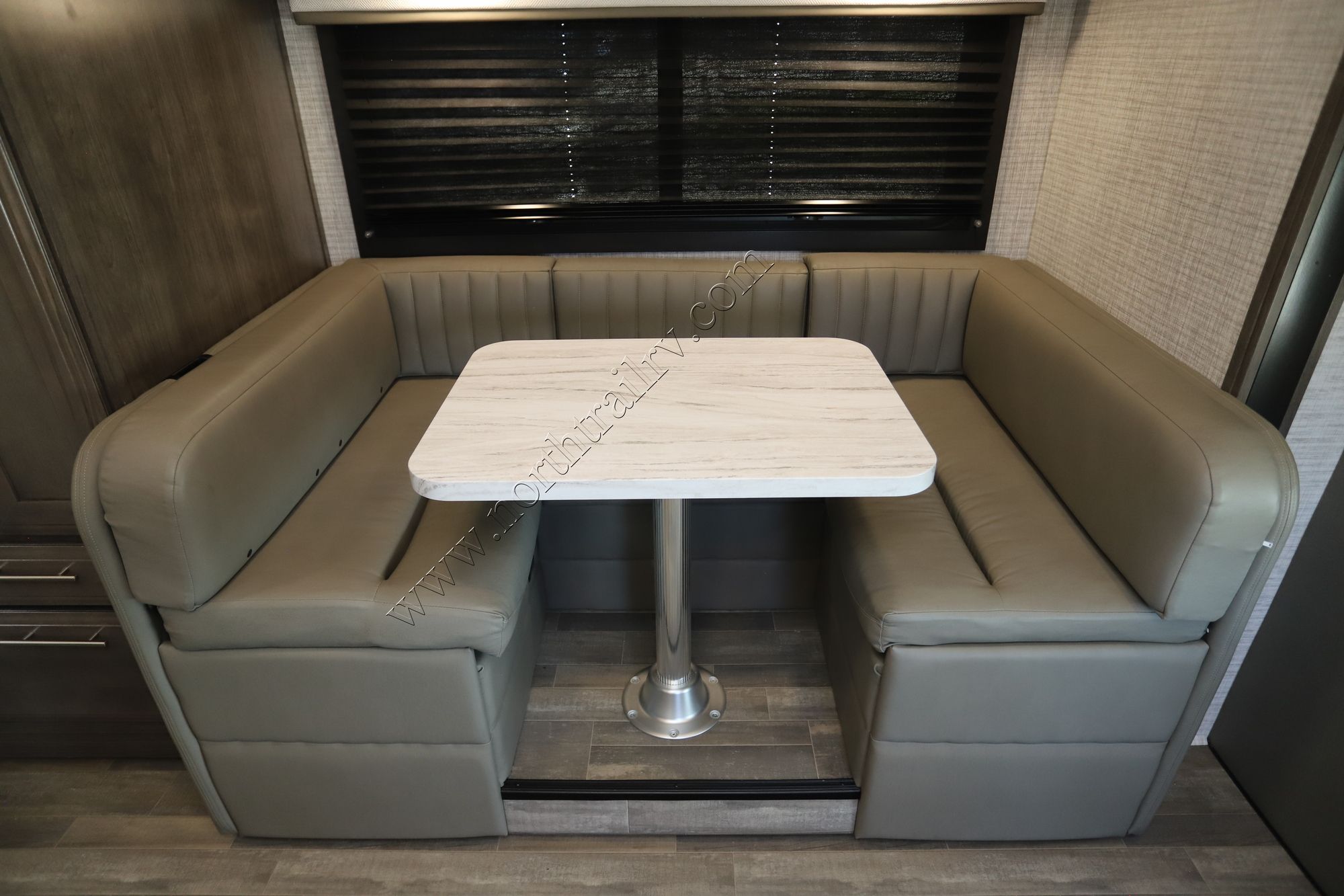 Used 2025 Entegra Odyssey 24B Class C  For Sale