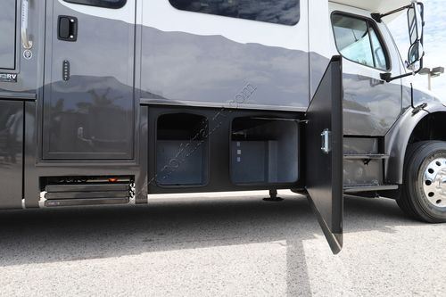 2024 Dynamax Europa 32KD