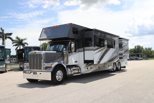 2026 Renegade Rv Classic 45CMR