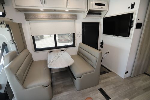 2024 Dynamax Europa 32KD