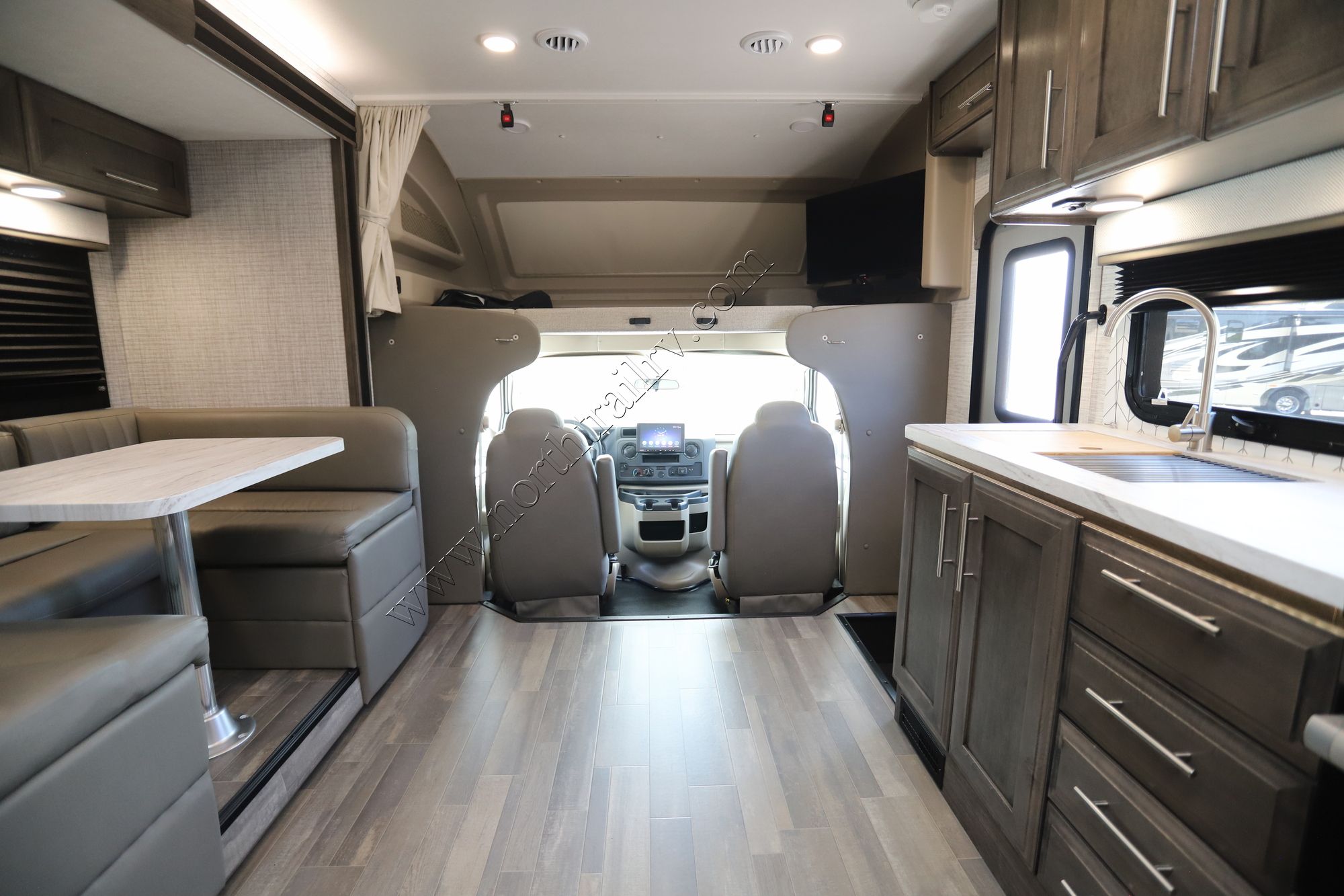 Used 2025 Entegra Odyssey 24B Class C  For Sale