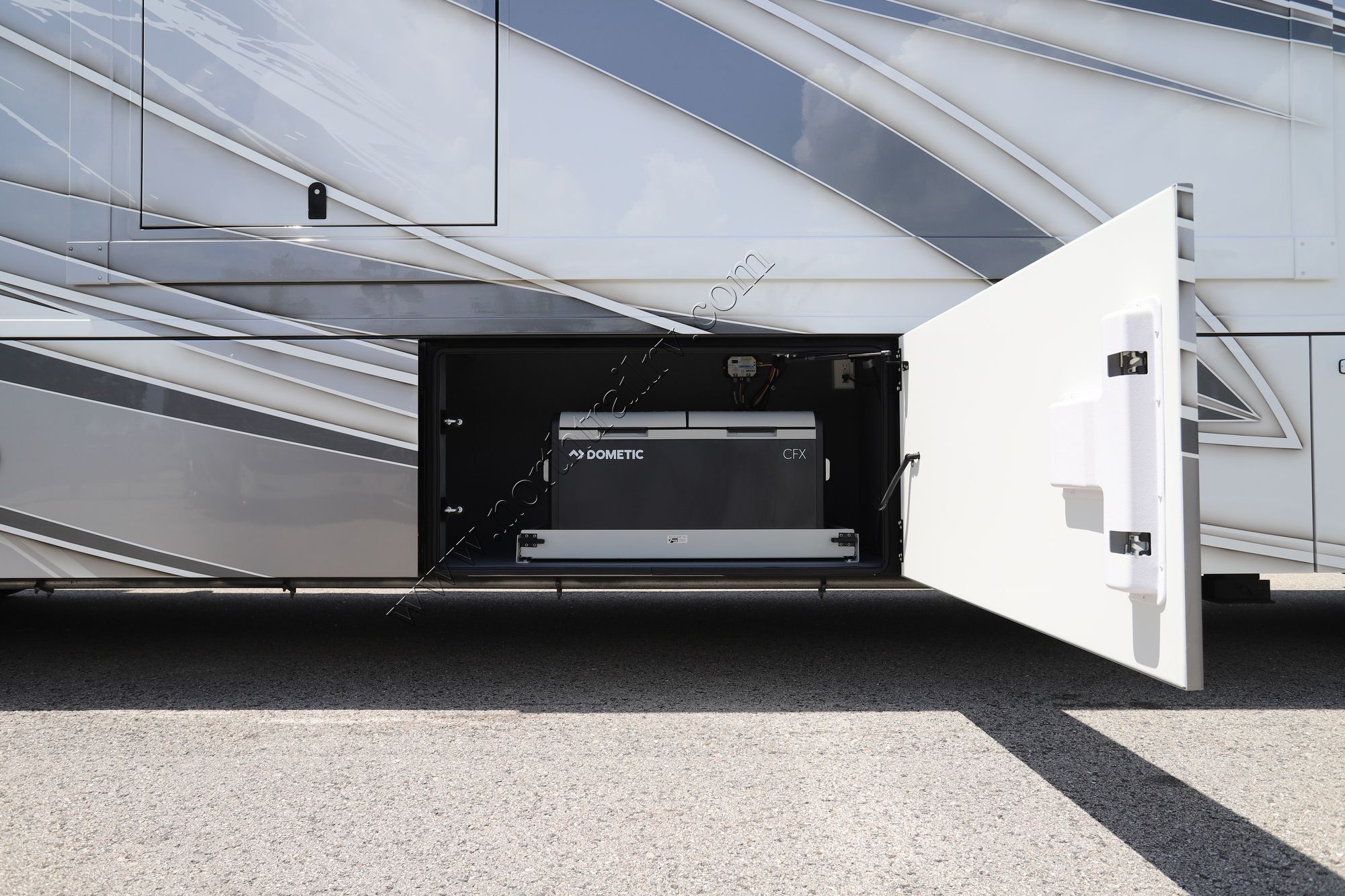 New 2026 Renegade Rv Classic 45CMR Super C  For Sale