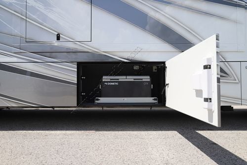 2026 Renegade Rv Classic 45CMR