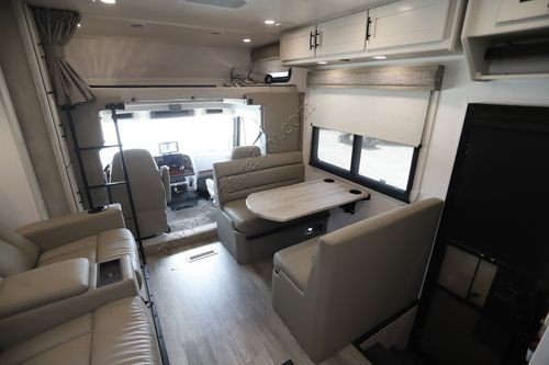 2024 Dynamax Europa 32KD