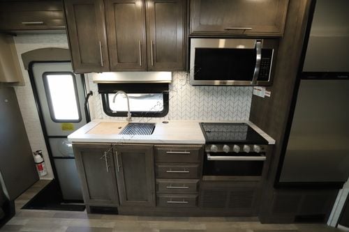 2025 Entegra Odyssey 24B
