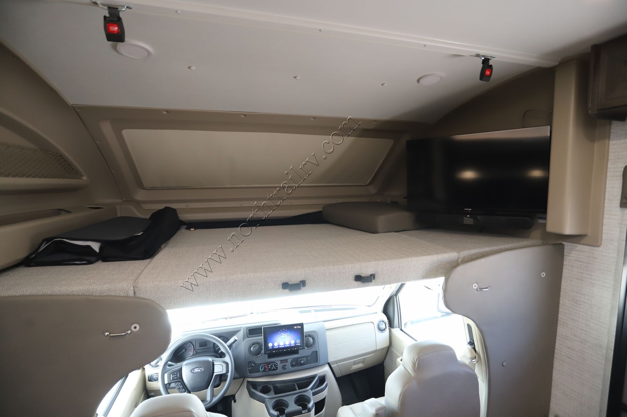 Used 2025 Entegra Odyssey 24B Class C  For Sale