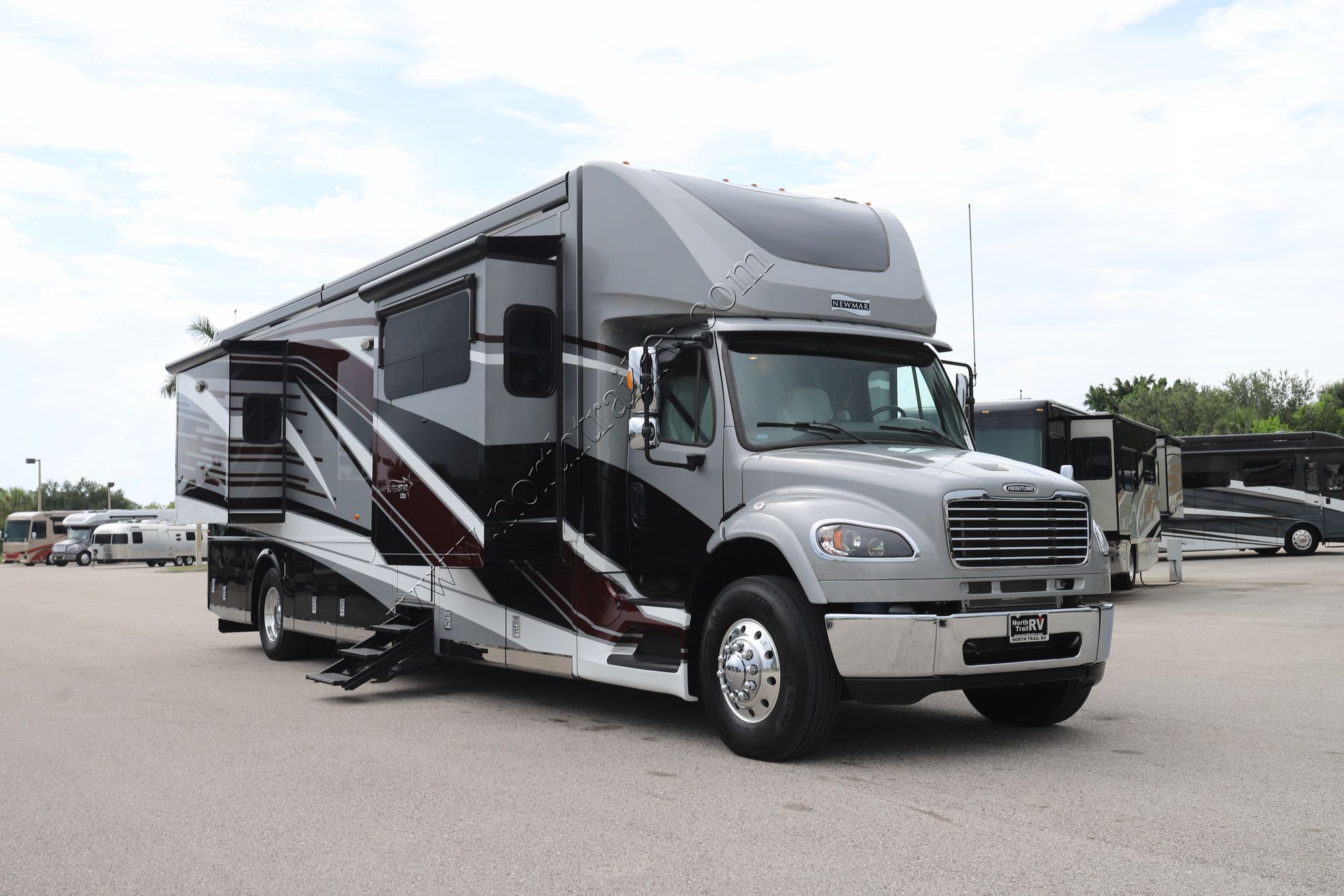 Used 2023 Newmar Super Star 4065 Super C  For Sale