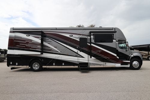 2023 Newmar Super Star 4065