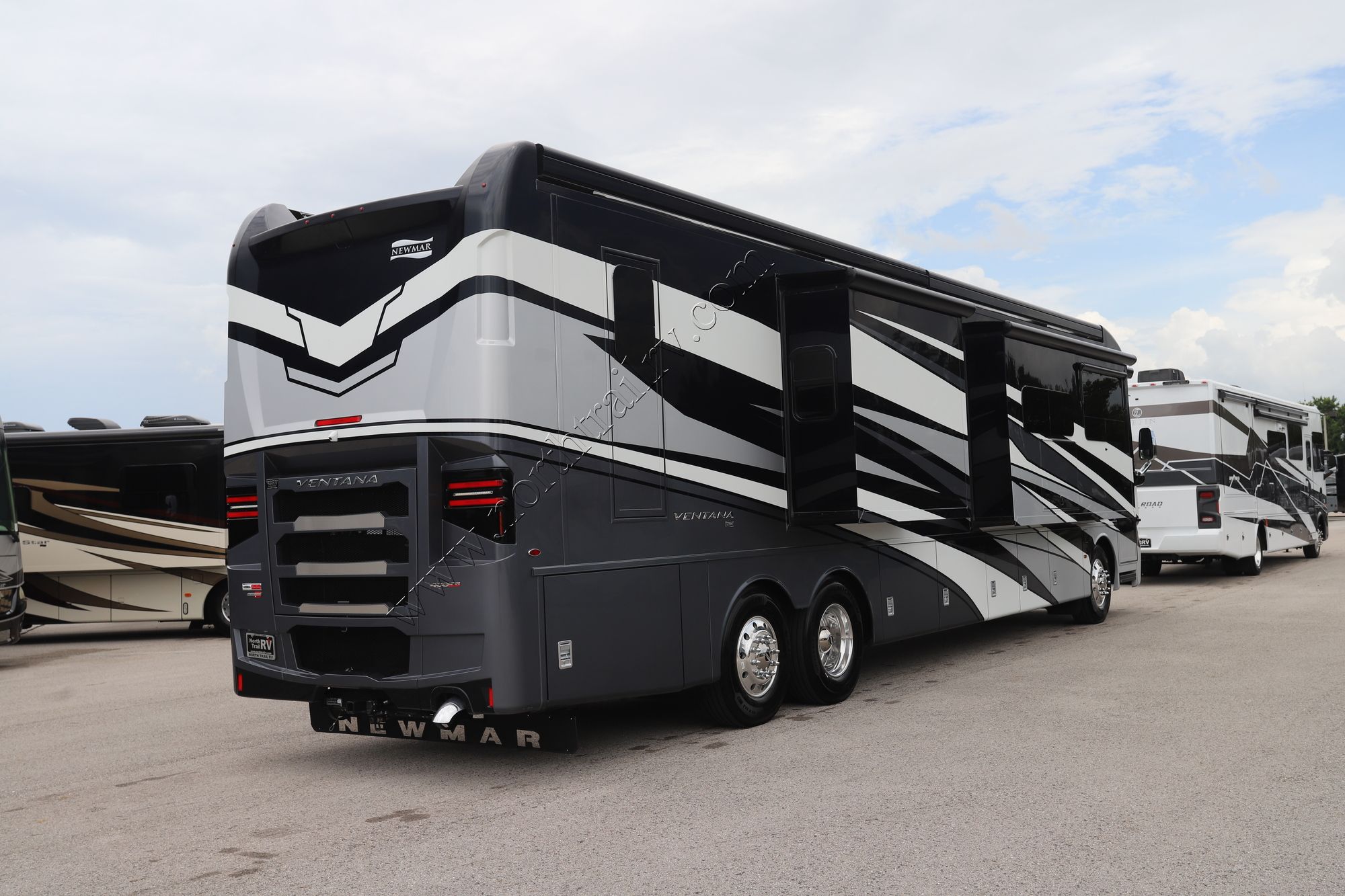 New 2026 Newmar Ventana 4369 Class A  For Sale