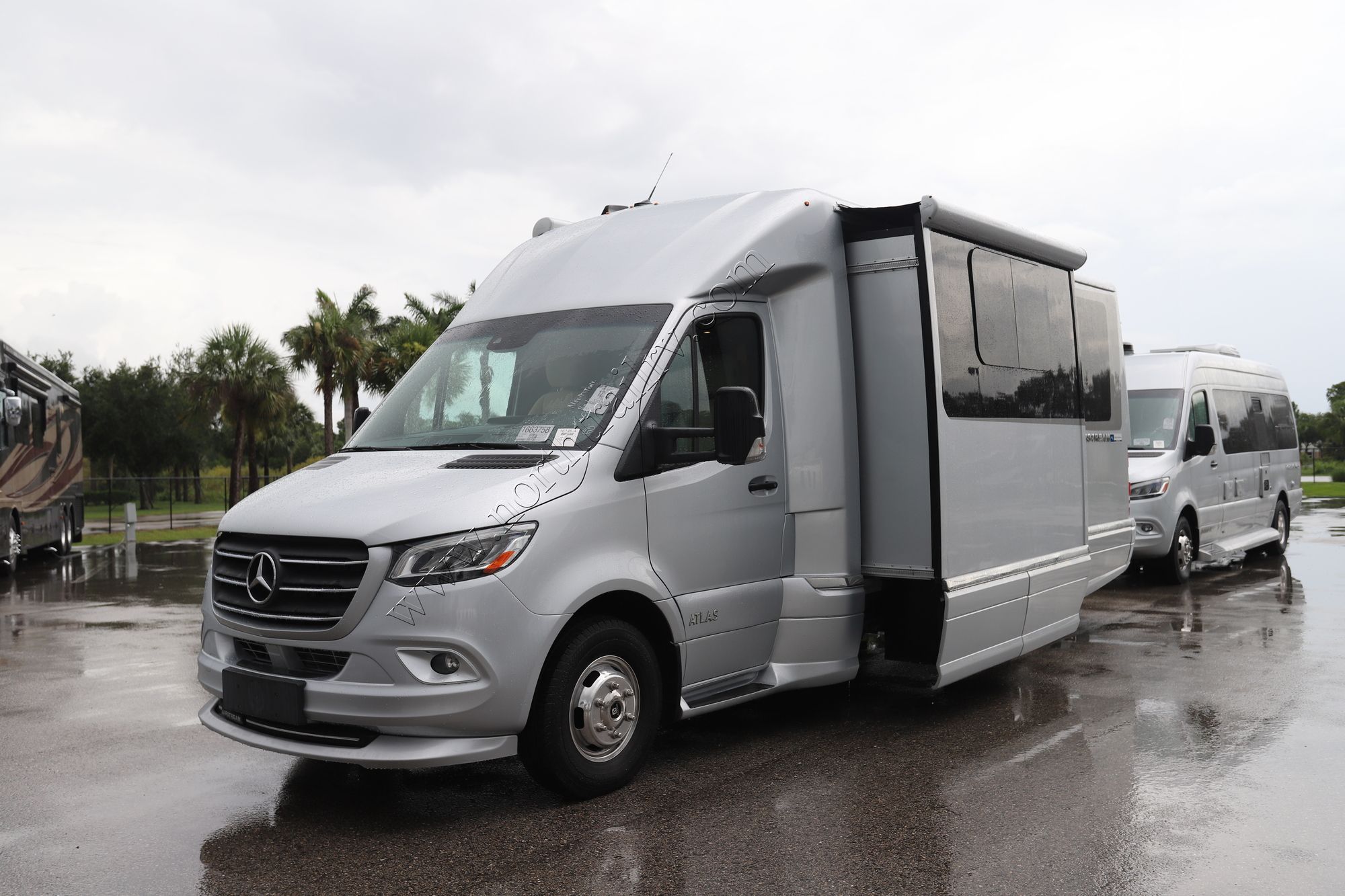 Used 2021 Airstream Atlas Tommy Bahama Class C  For Sale
