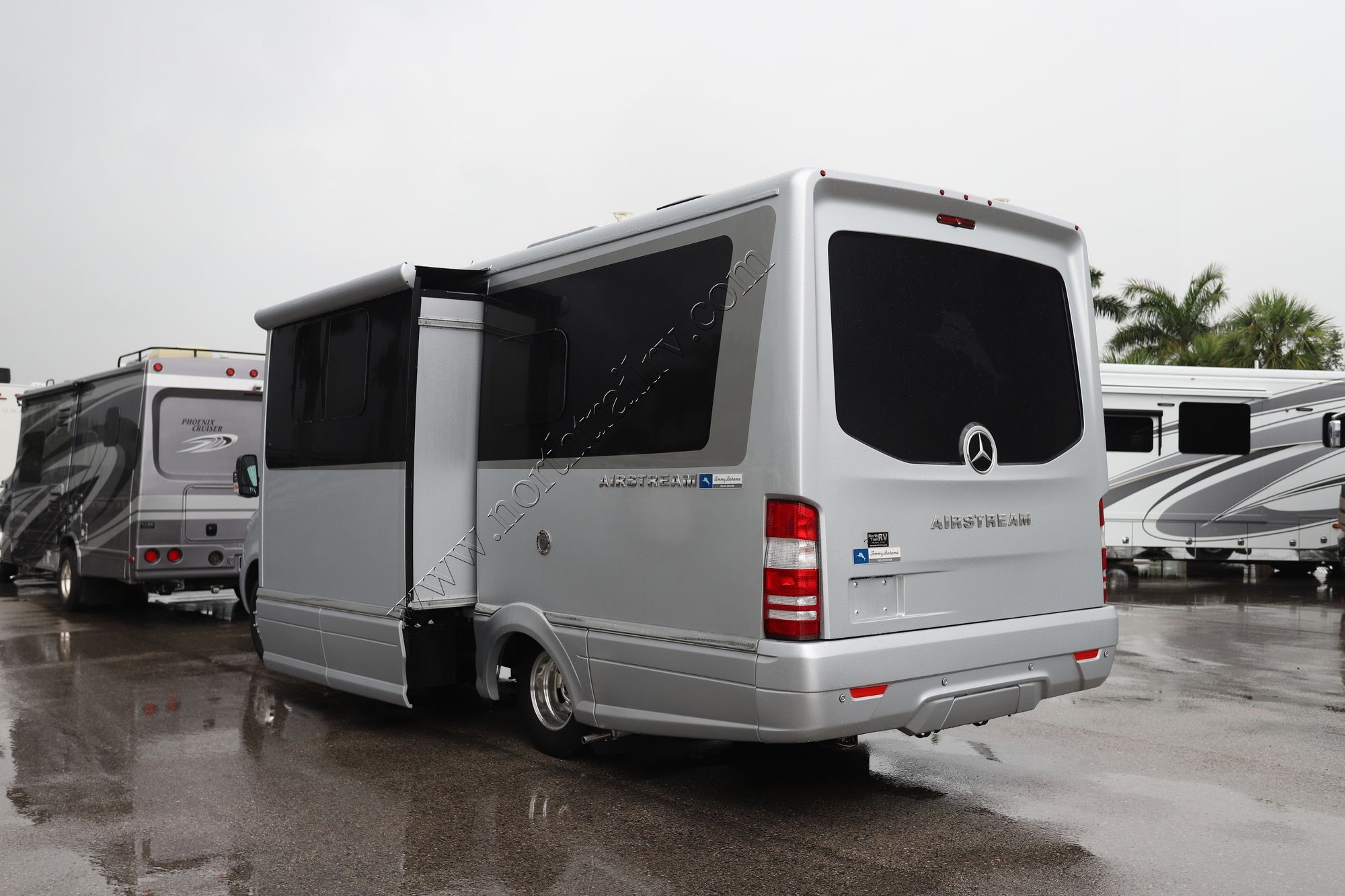 Used 2021 Airstream Atlas Tommy Bahama Class C  For Sale