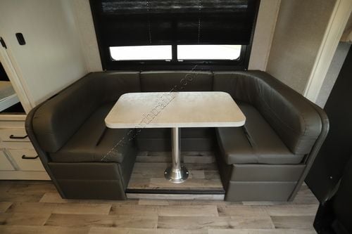 2023 Entegra Odyssey 26M
