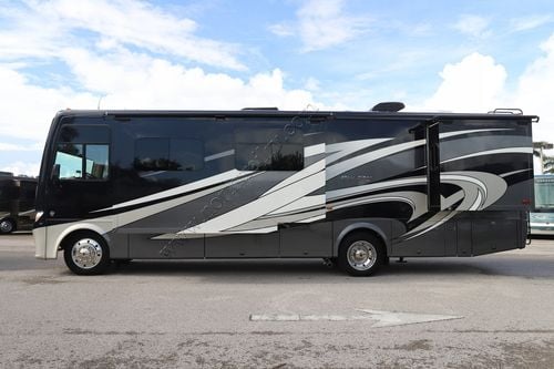 2015 Newmar Bay Star 3308